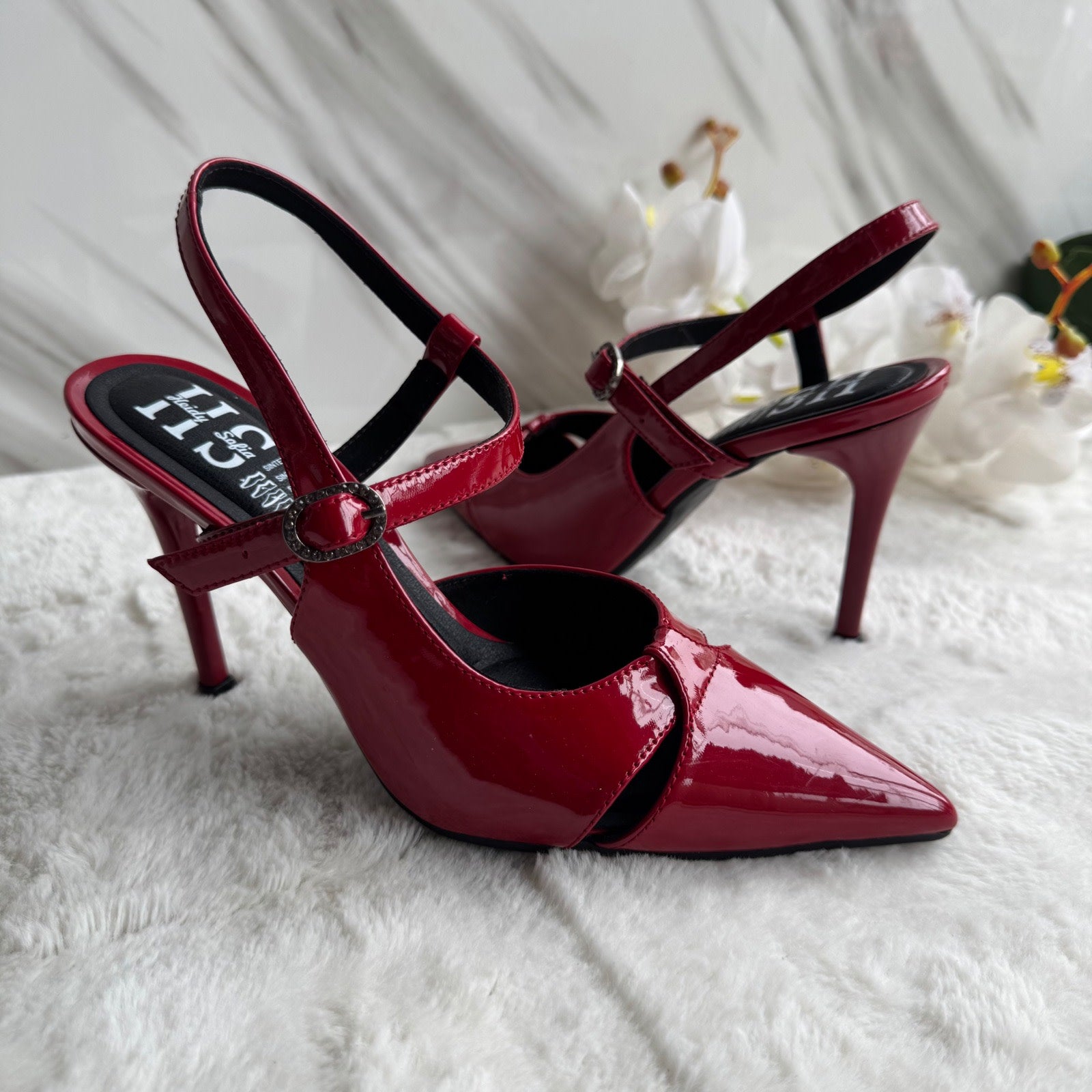ROJO CHAROL 8½