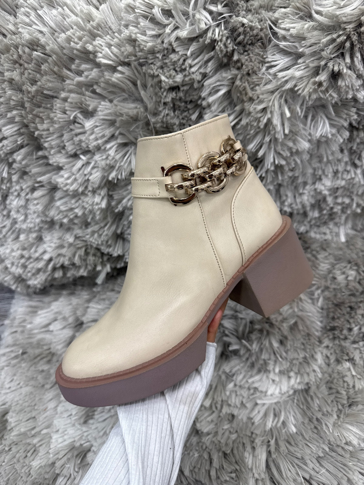 BOTINES