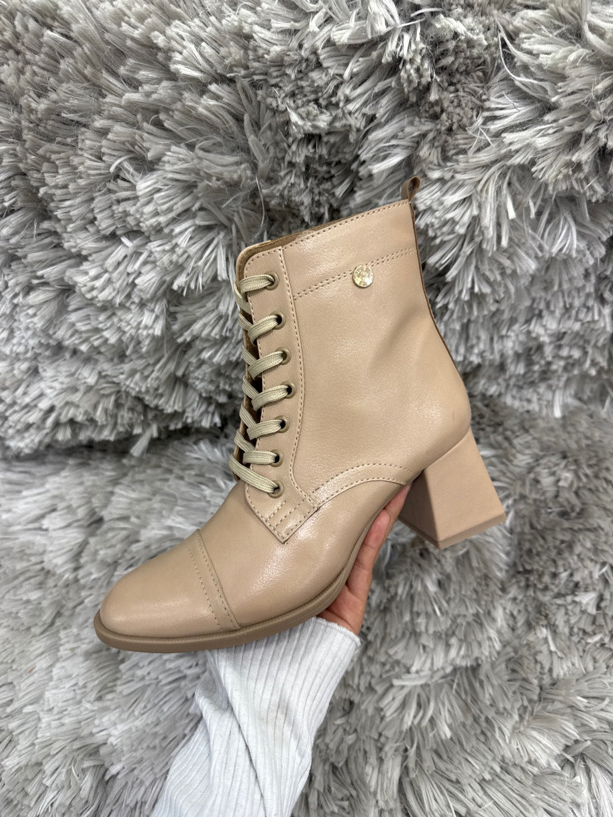 BOTIN B136