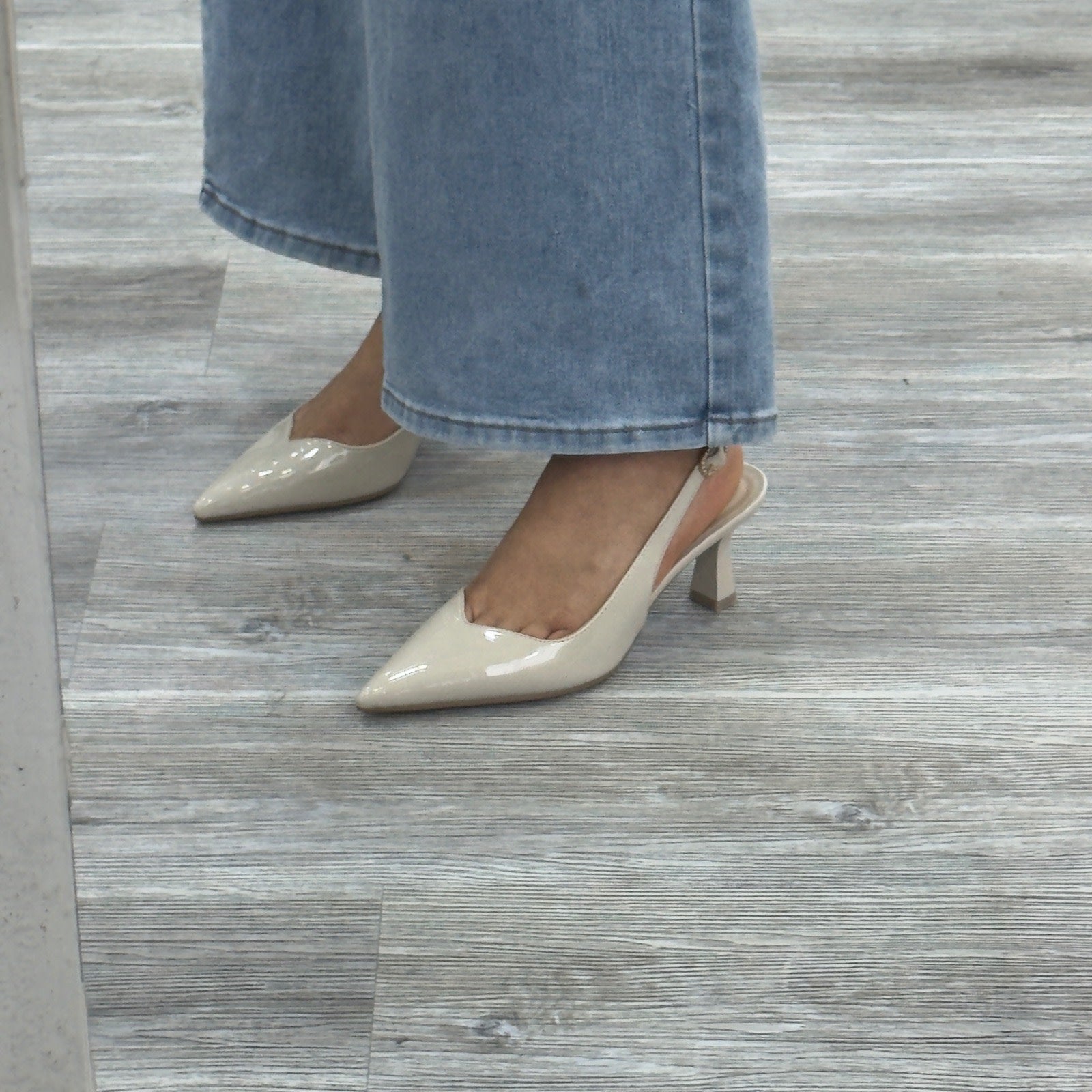 BEIGE CHAROL 5½