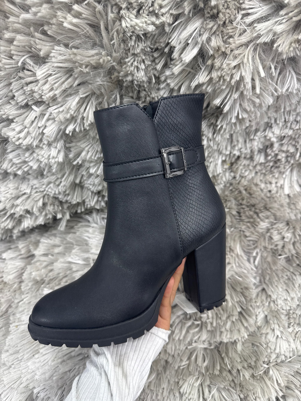 BOTIN B152