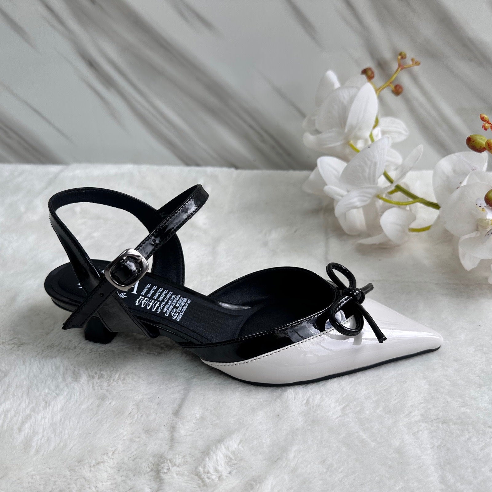 NEGRO X BLANCO CHAROL 3½